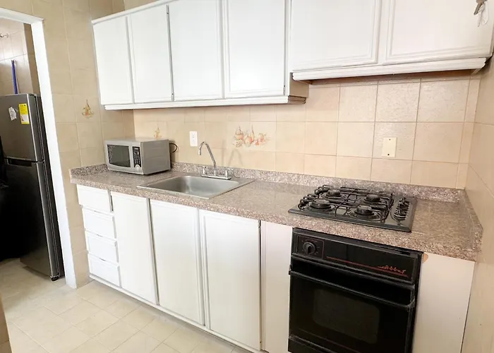 Apartamentos Centro In Rodadero - By Bedviajes